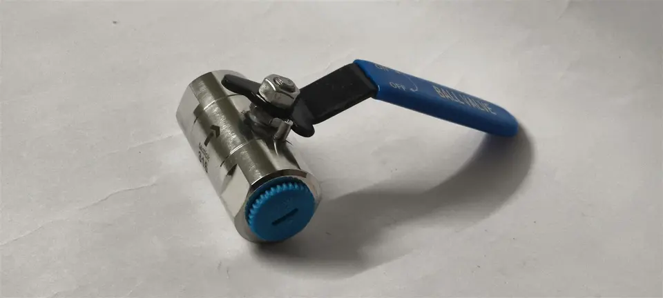 Ball Valve, 6000 psi by Samvay Fluid Tekniks