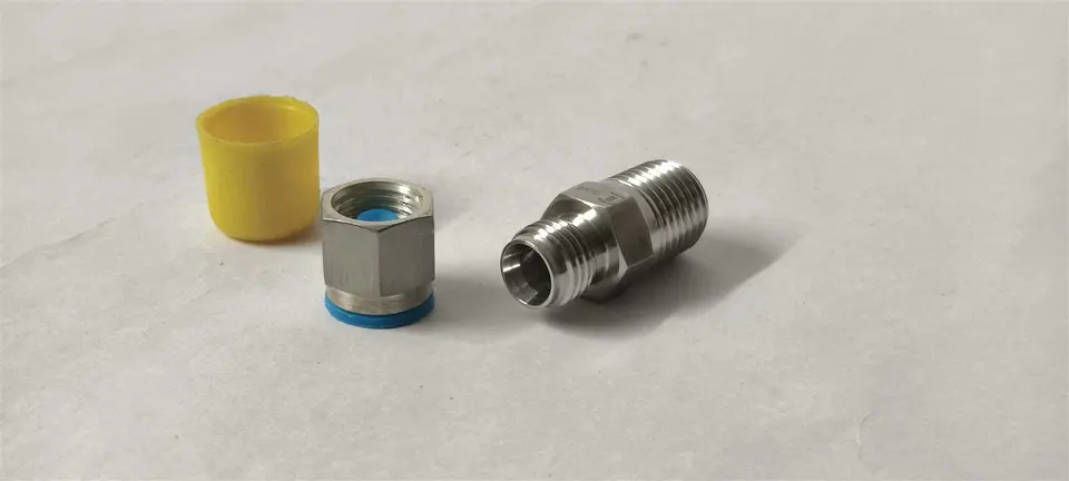Male Connector by Samvay Fluid Tekniks, supplied in Canada