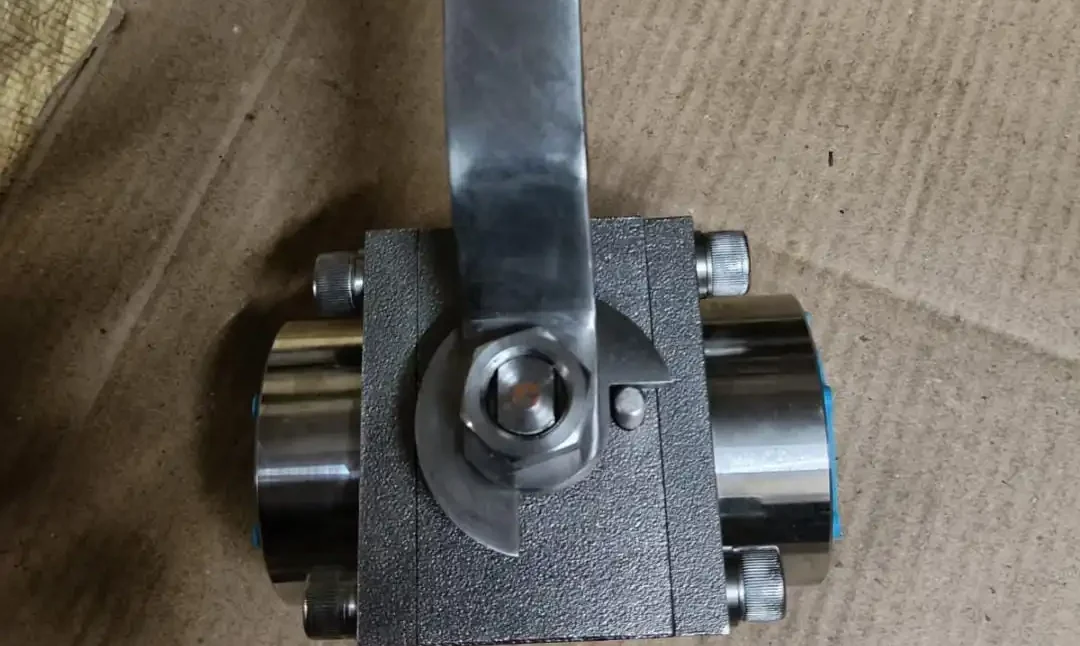 Super duplex instrumentation ball valve manufacturer in India