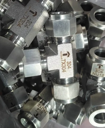 ba08301d-a8a2-40ee-9e6c-ccb3d2ef8ede fittings connecting
